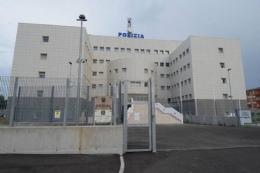 Rapina e spaccio, "via da Rovigo"