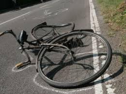 E' morta la ciclista di 56 anni travolta da un autocarro