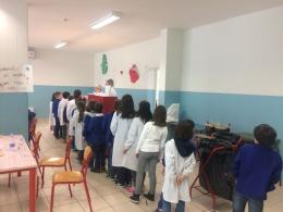Ficarolo, alunni obbligati a pranzare a scuola