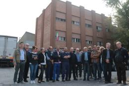 Sit-in davanti alla Sicc, ci sono anche i politici