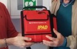 Un defibrillatore per la sicurezza della comunità