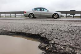 Mezzo milione per buche, rotatorie, impianti e cimitero