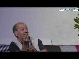 Vergassola, sorrisi e riflessioni al mare