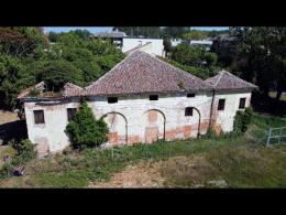 Palazzo Barotto e l'area comunale lasciata al suo destino