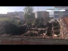 Continui crolli negli ex Magazzini del sale