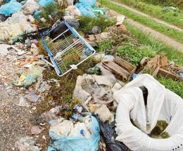 Questo schifo sparirà: al via la pulizia delle piazzole