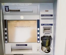 Assalto esplosivo al Bancomat: fallito