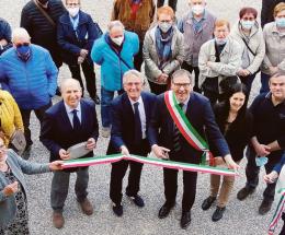 Taglio del nastro al Crab rinnovato