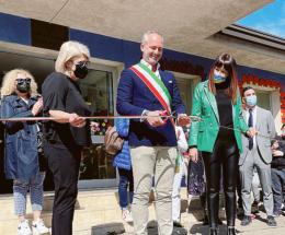 La parete della scuola diventa un’opera d’arte