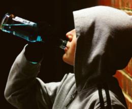 Troppi ragazzini zuppi di alcool