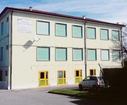 Cade l’intonaco, scuola chiusa