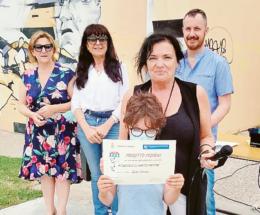 Vanno a scuola a piedi: si beccano un bel premio!