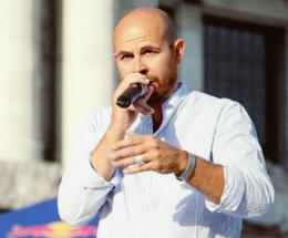 “Grazie alla città, il viaggio continua”