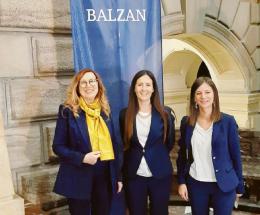 Tre splendide ambasciatrici