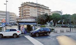 Locali chiusi alle 24, si parte da piazza Europa e Punta Poli