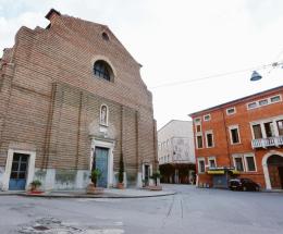 Lavori mai partiti, garanzie fantasma, controlli inesistenti