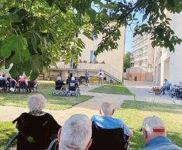 Isolati, ma connessi un convegno sulla terza età