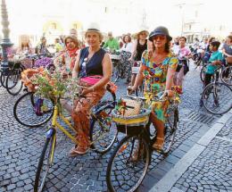 In bici per la parità di genere