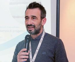 Pizzoli "combatte" da un tv all'altra. "Sono il sindaco più fico!"