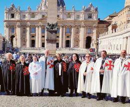 Per la pace e in aiuto ai poveri