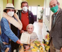 L'omaggio dei sindacati alla loro centenaria