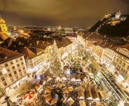 Avvento a Graz, tra palazzi barocchi mercatini e un presepe di ghiaccio