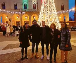 3, 2, 1... si accende il Natale