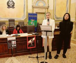 “Fermare violenze e soprusi”