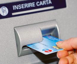 "Il Bancomat trattiene i soldi, ma niente risarcimento"