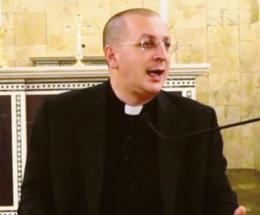 "Quel parroco qui non può entrare"