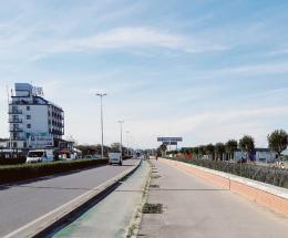 Lite “razzista” sul lungomare