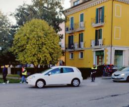 "Vigili mandati in strada a fare sondaggi"