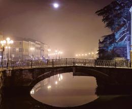 La città s’illumina di meno