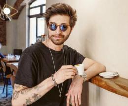 Sfregiato con l'acido, racconta la sua rinascita