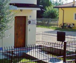 La caserma migra in municipio