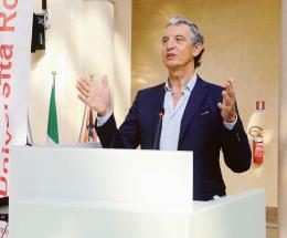 "Insegniamo alle ragazze a liberarsi dalle gabbie mentali"