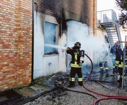 Fiamme al teatro, i danni sono pesanti