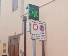 Da oggi l'area pedonale cambia orari