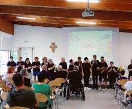 Crg, un apericena per i 50 anni