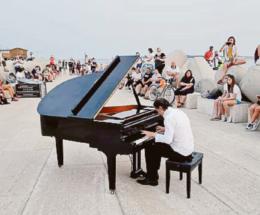Il Pianista Fuoriposto si sposta 