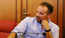 Clamoroso: il sindaco silura l'assessore Maniezzo