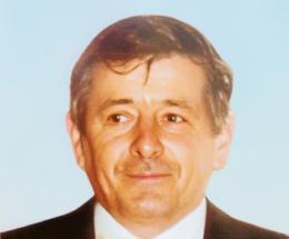 Addio Benito, elettricista in Jeep