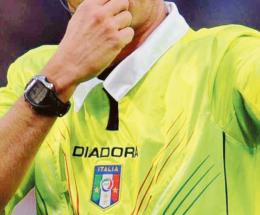 Insulti all’arbitro, arriva la multa