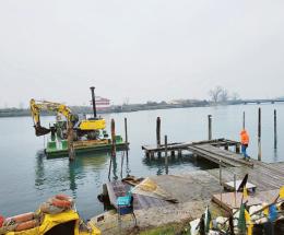 Lavori al porticciolo pescatori di Albarella