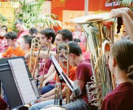 I talenti del Venezze e Delta Radio live animano lo shopping