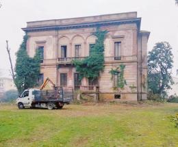 Un radioso futuro per villa Finzi