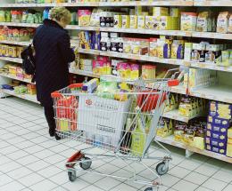 Il caro vita mangia soldi alle famiglie