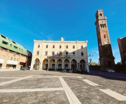 Scontro sui diritti di segreteria