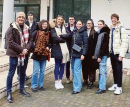 I giovani Leo guidano i coetanei