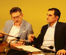 Tra sindaco e Pd la guerra è totale